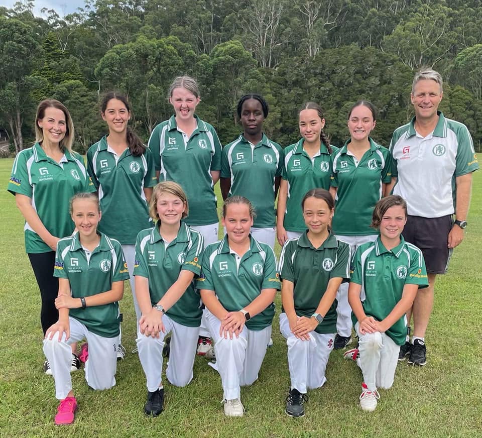 NWCC women's and girls' team in club greens